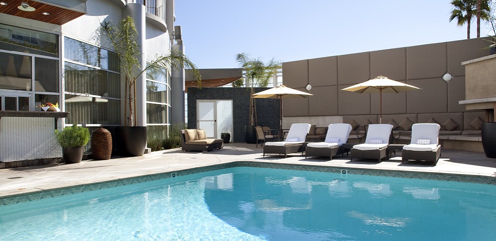 Pool with four chairs